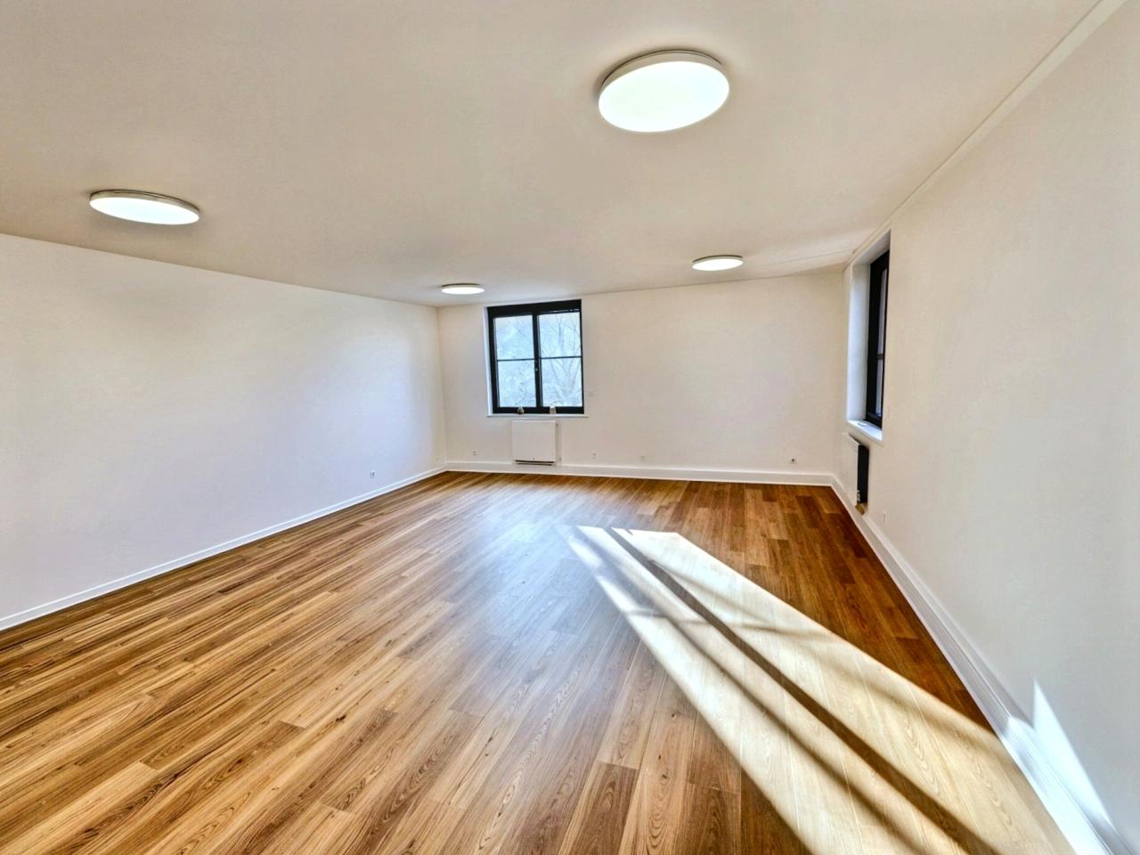 Bureau Lognes 270m² Location bureau Lognes Seine-et-Marne OLBUR2315357 2